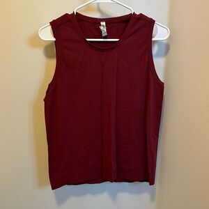 Athleta M muscle tank top